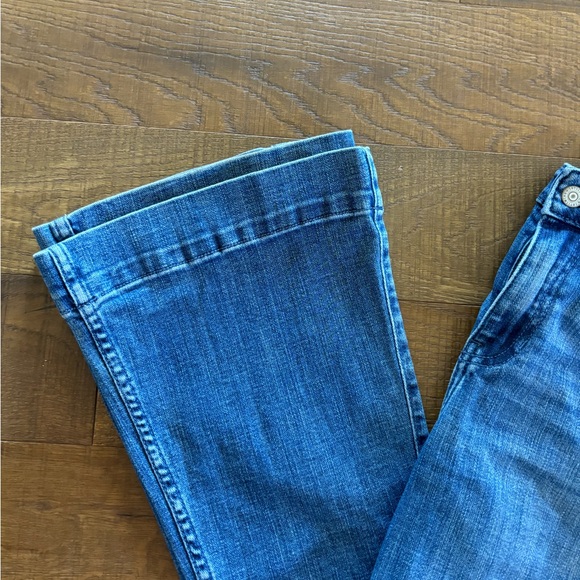 idyllwind flare jeans - Picture 2 of 10